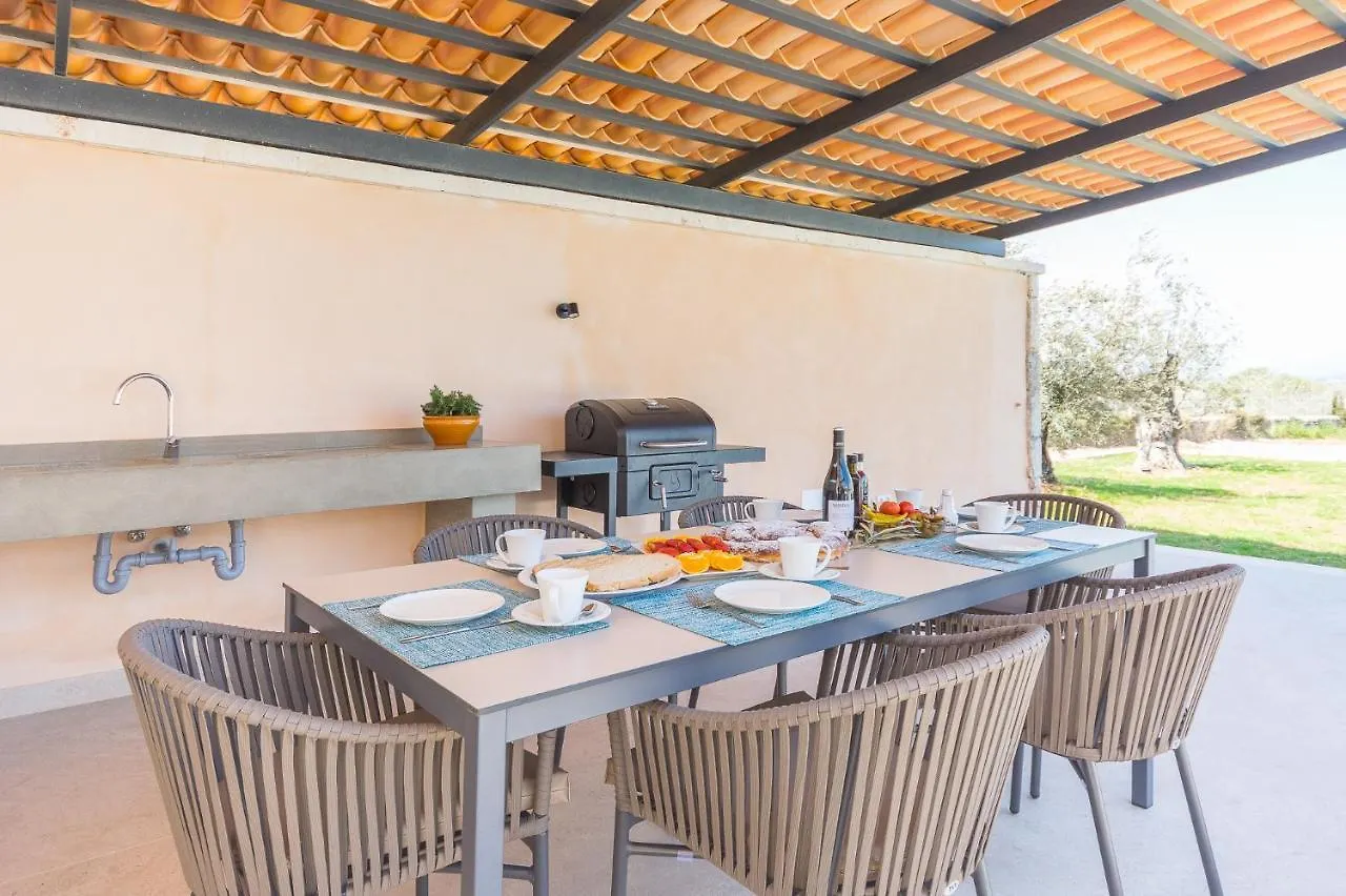 Son Quillot 1 Villa Ariany 0*,  Spain
